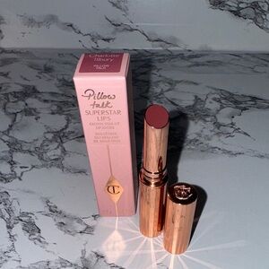 NWT Charlotte Tilbury superstar lipstick: pillow talk
Never used
Still in box